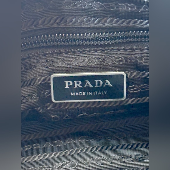 Prada Re-Nylon Camera Crossbody Bag Black - Picture 8 of 11